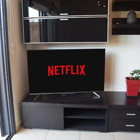 Zoe's Luxury - Private Parking Lägenhet